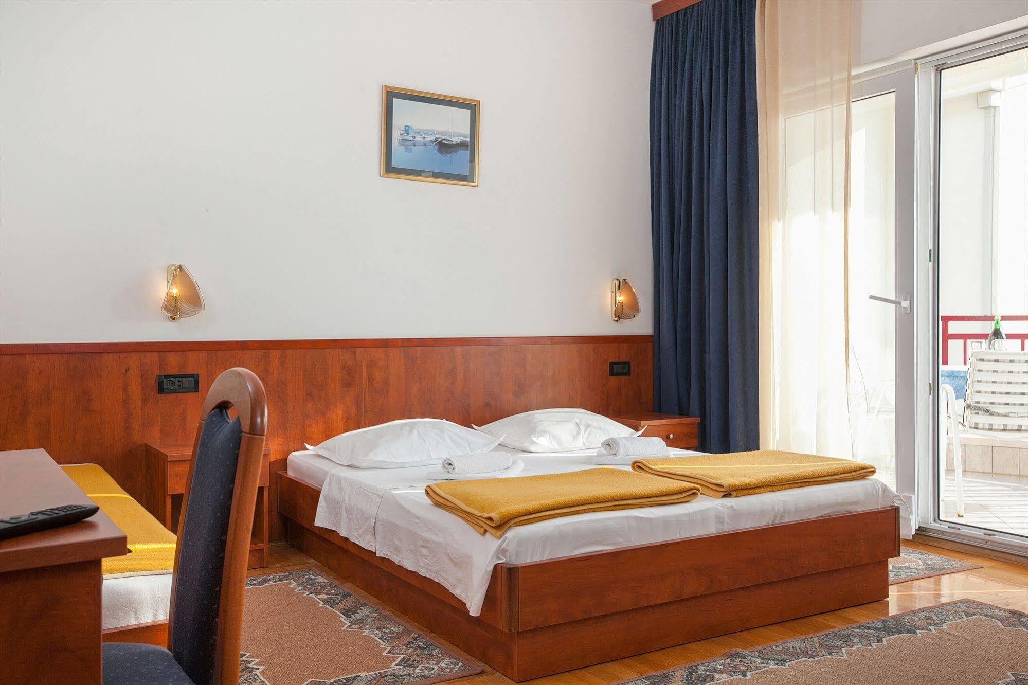 Villa Vinka Tucepi Luaran gambar