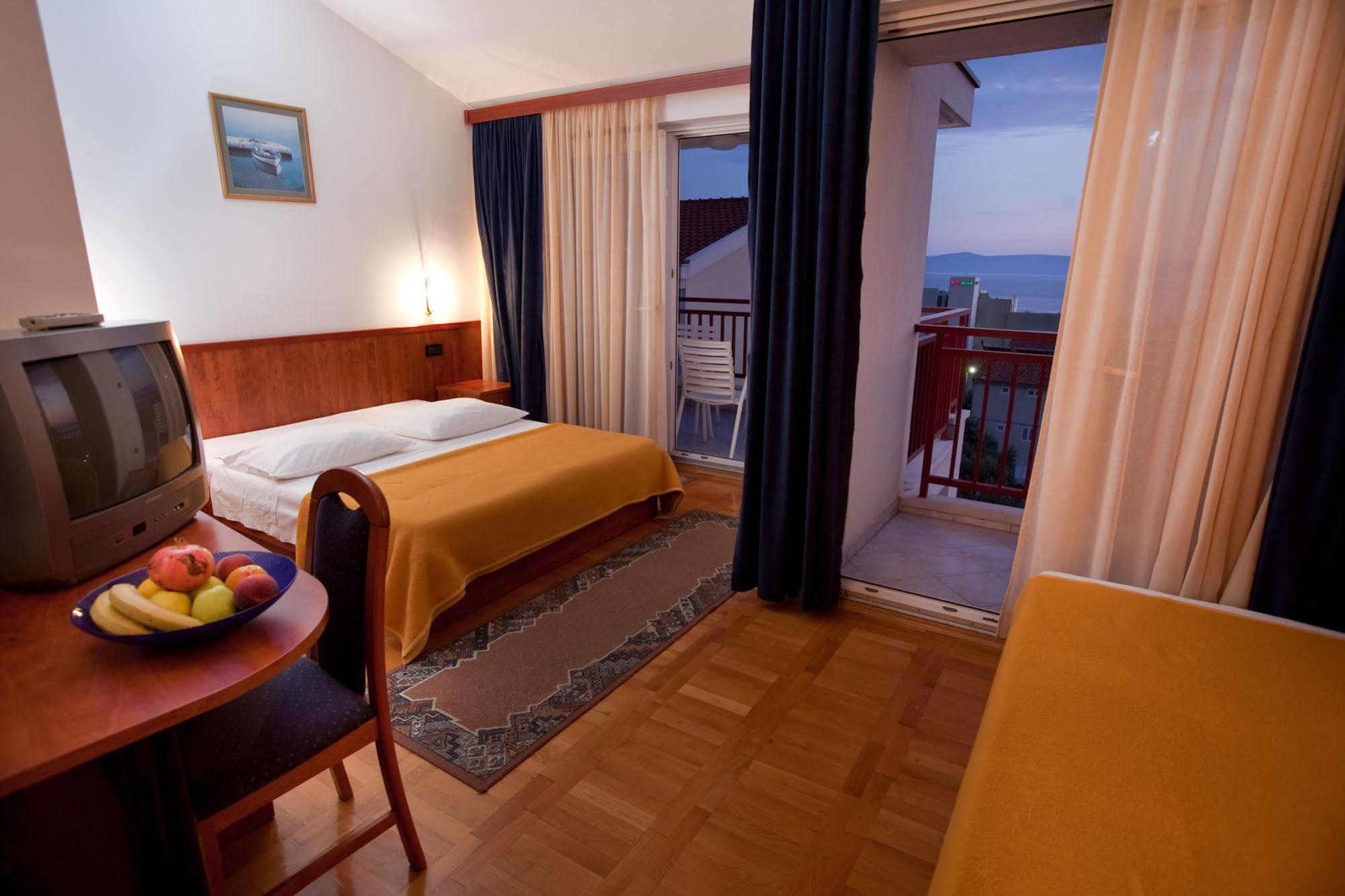 Villa Vinka Tucepi Luaran gambar
